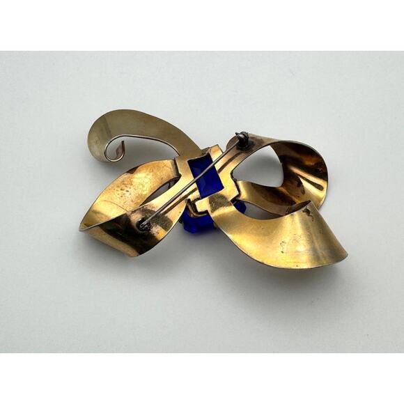 Vintage 1940s Retro Sterling Vermeil Bow Brooch with Blue Glass Stone - Picture 8 of 8